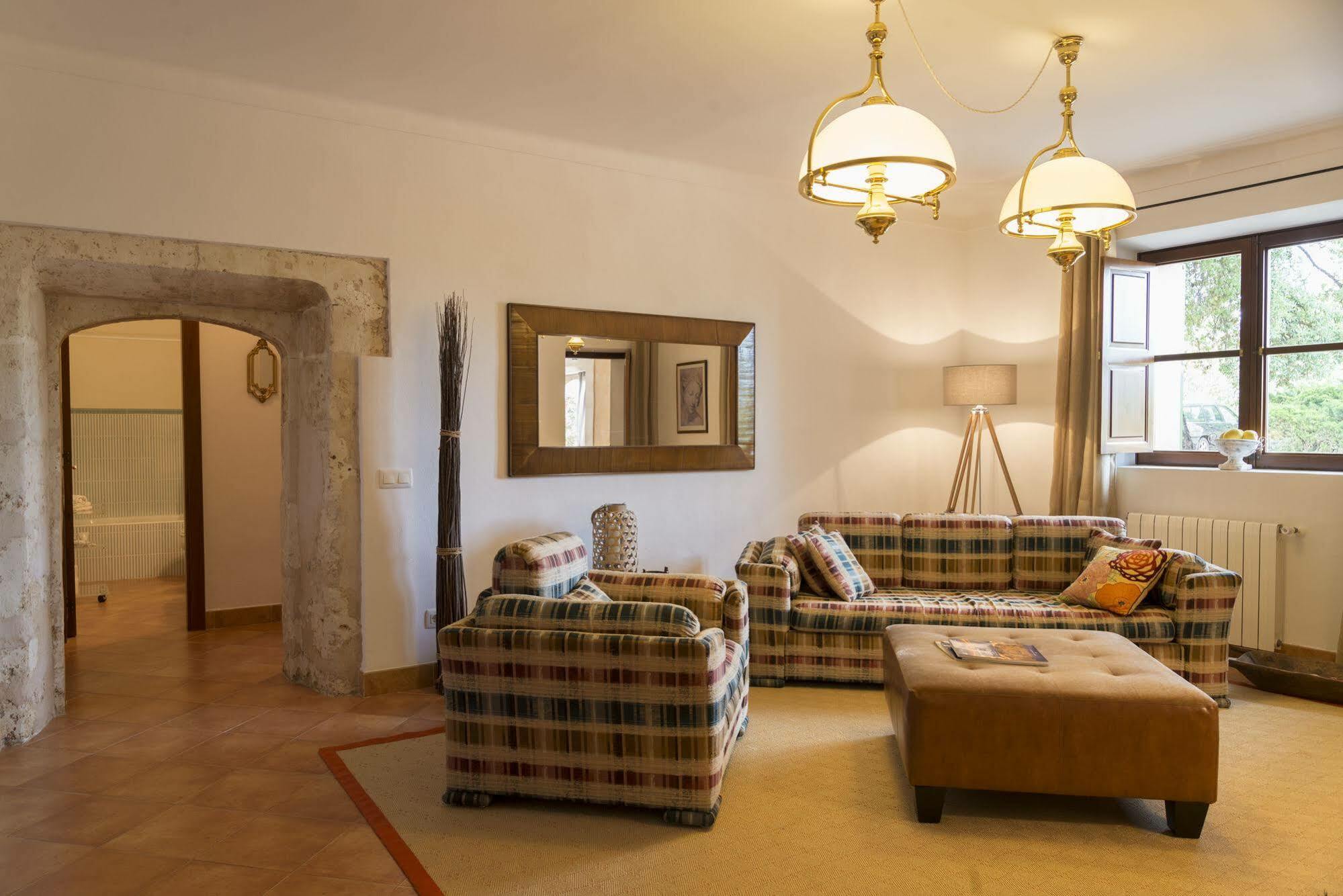 Finca Es Llobets - Adults Only S'Estanyol de Migjorn Экстерьер фото